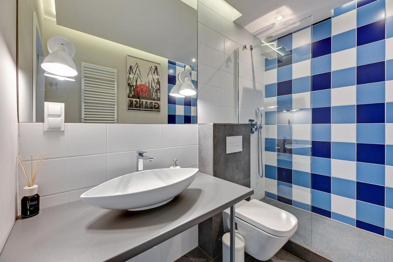 Grand Apartments Tartaczna Deluxe Gdansk Exterior photo